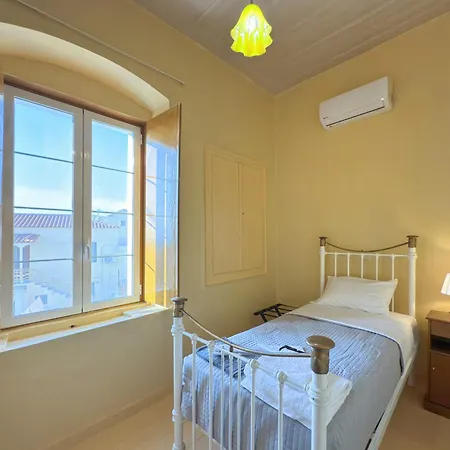 Holiday home Traditional Stone House *