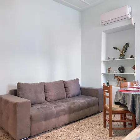 Ferienhaus Traditional Stone House