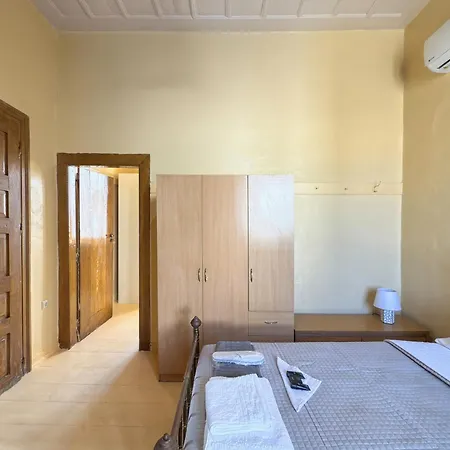 Holiday home Traditional Stone House *