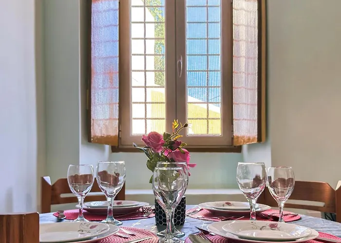 בית נופש Traditional Stone House